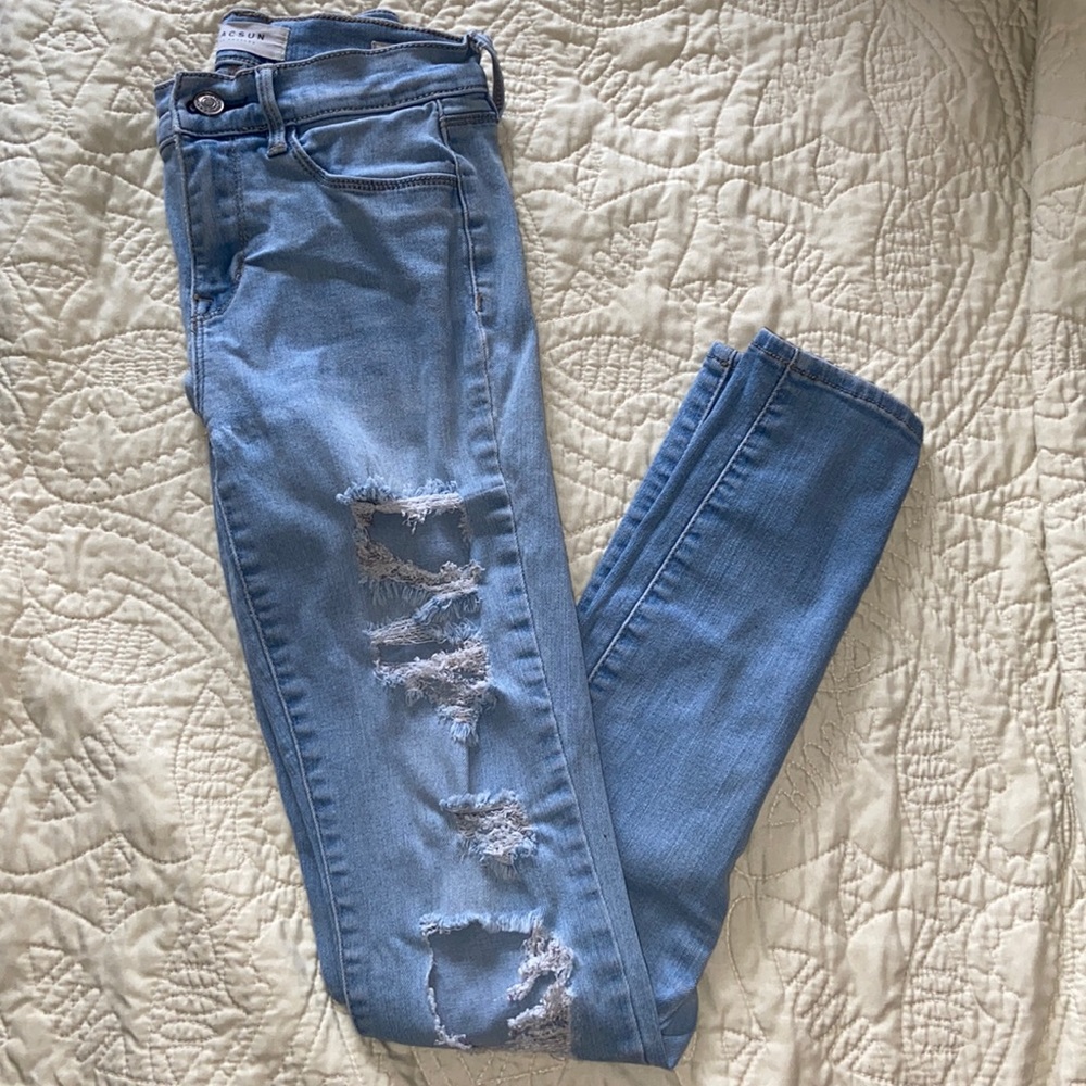 Distressed jeggings!!